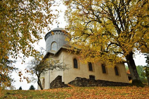 fall church landscape