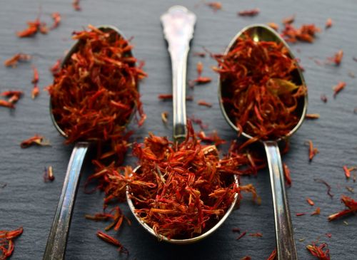 false saffron cook spice