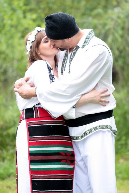 family traditional costume romania