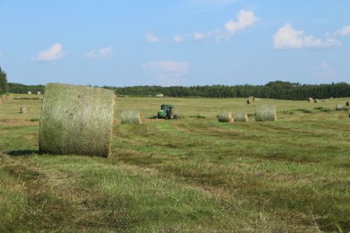 Farm Round Hay Bale Tractor
