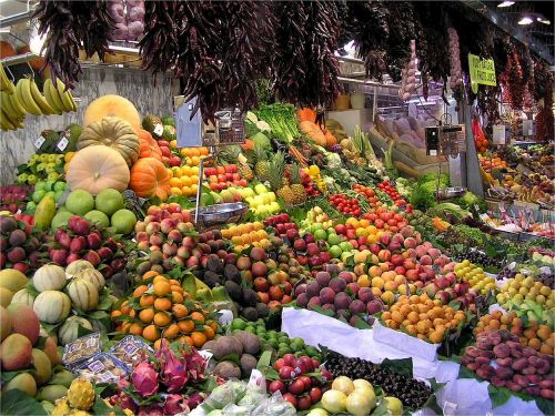 farmers market fruits vegetables