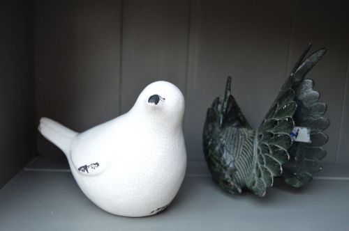 farmhouse ceramic birds antique