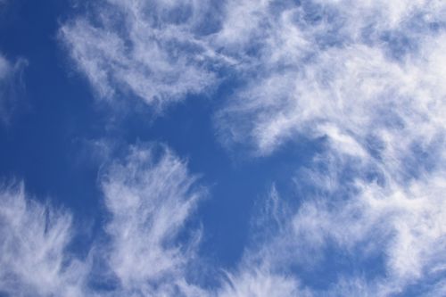 fascinating wispy clouds cloudscape skyscape