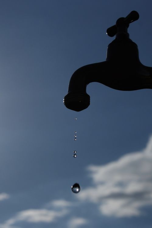 faucet drop summer