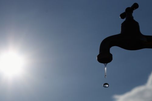 faucet drop summer