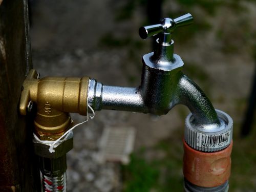 faucet garden hose water