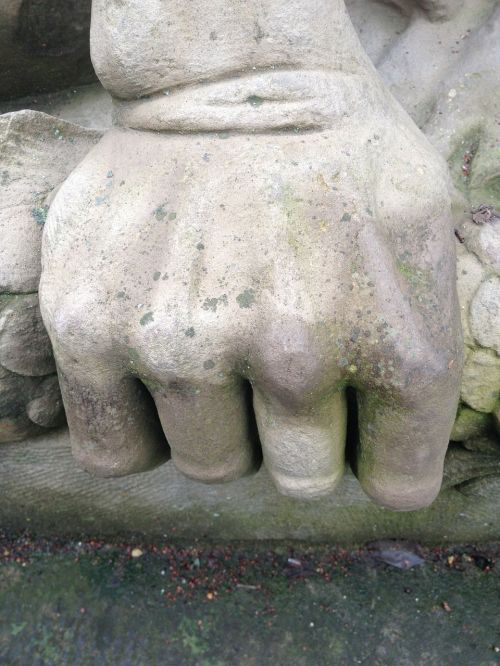 faust hand stone