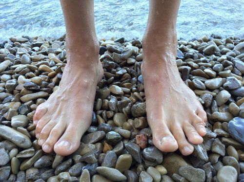 feet barefoot beach