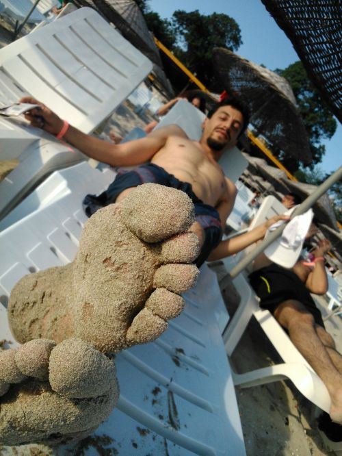 feet sand man