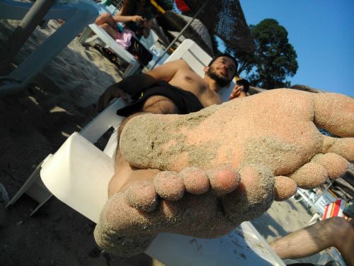 feet sandy sand