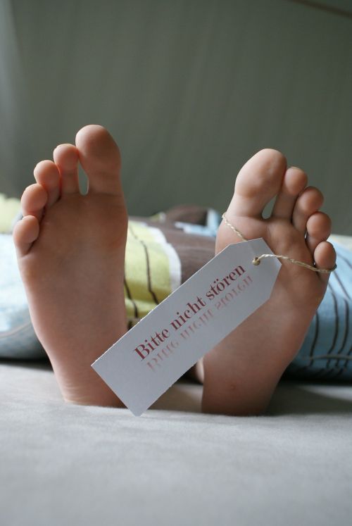 feet bed sleep