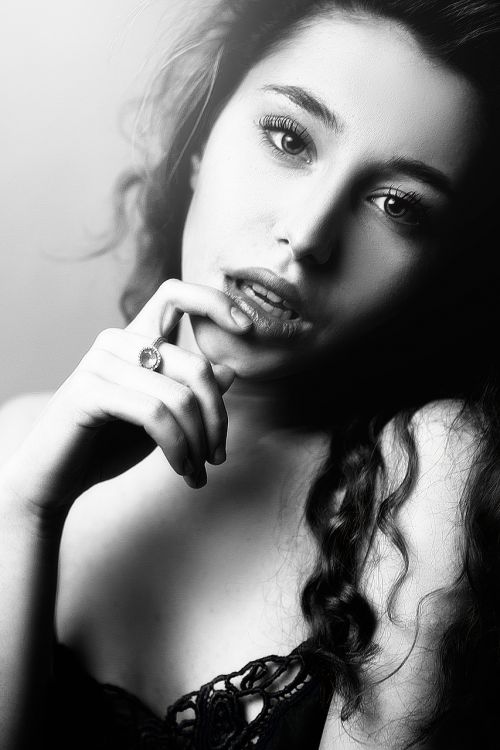 female portrait black and white