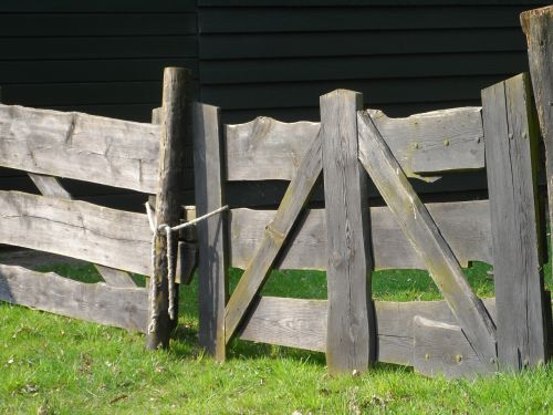 fence wood structure