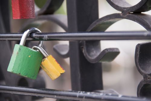 fence keys romantic