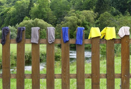 fence laundry dry