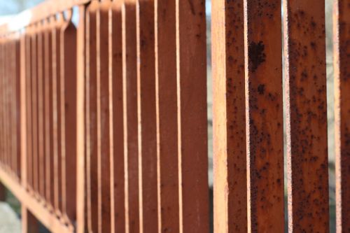 fence rust bridge