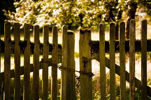 fence  garden  chain