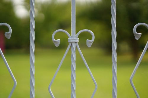 fence iron curlicue