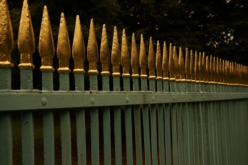fence great gold