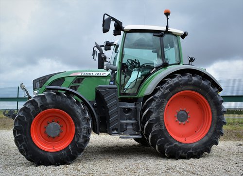 fendt  tractor  machine