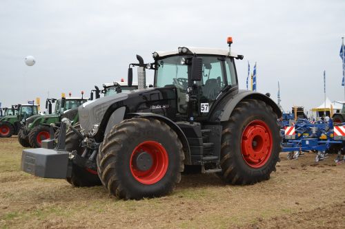 fendt tractor agriculture