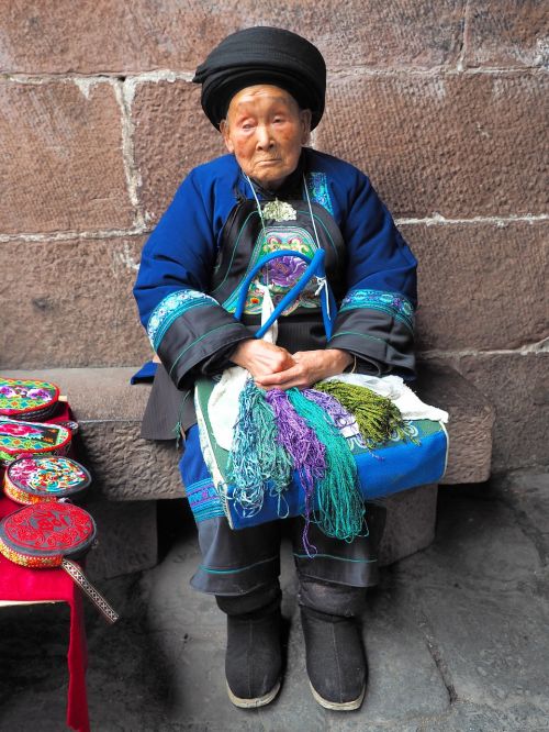 fenghuang miao granny 90 years