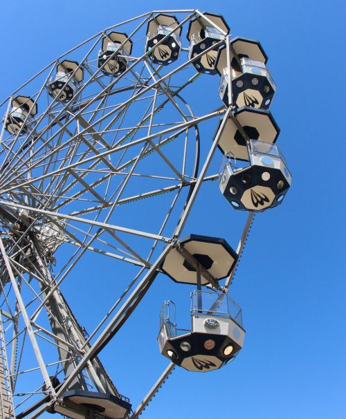 ferris wheel structure construction