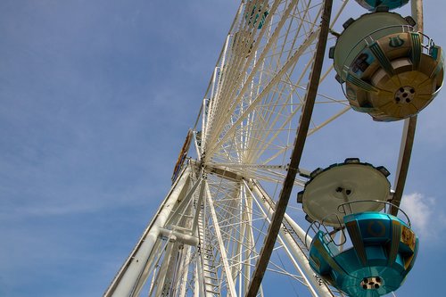 ferris wheel  ride  folk festival