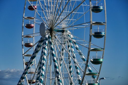 ferris wheel  landmark  royan