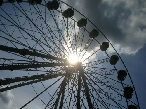 ferris wheel folk festival theme park