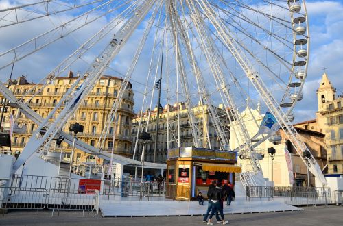 ferris wheel city buildings