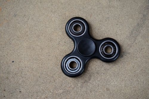 fidget spinner toys trend