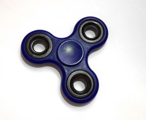 fidgit spinner toy blue