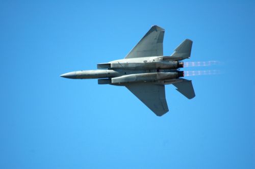 fighter jet flying power