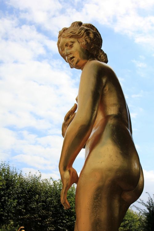 figure gold woman