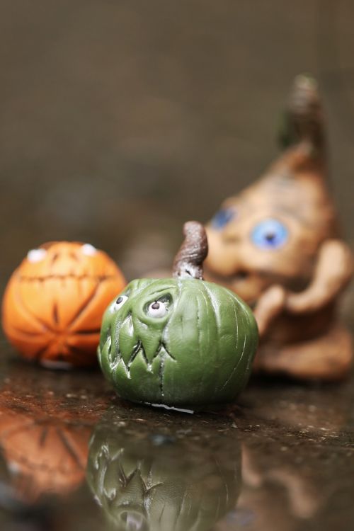 figure pumpkin miniature
