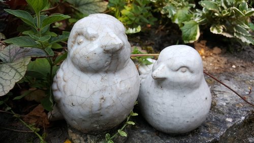 figurine  garden  birds