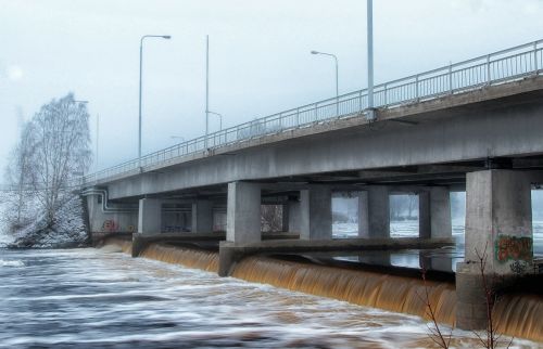 finland bridge water