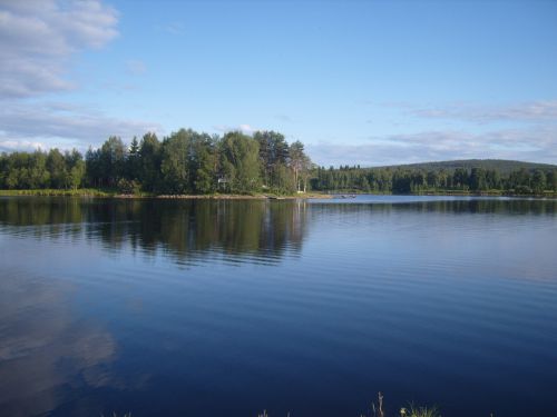 finland lake reflections