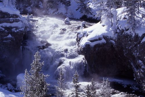 firehole falls winter snow