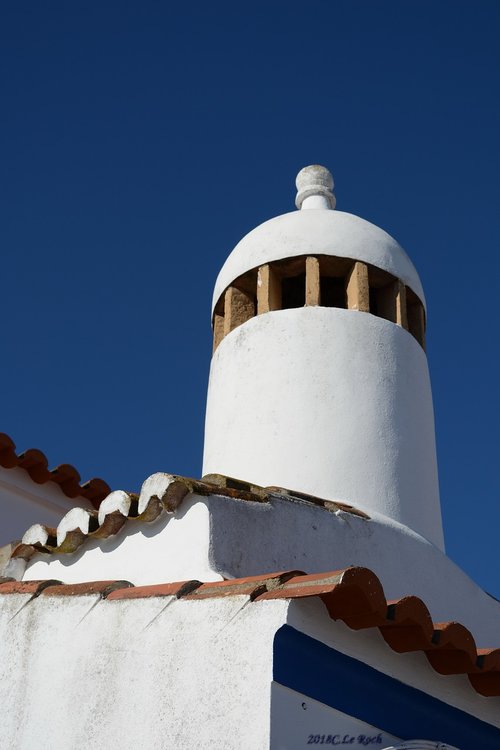 fireplace  white  roof