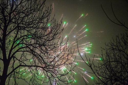 fireworks green new year