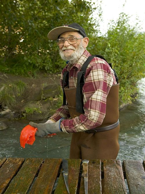 fish cleans fisherman