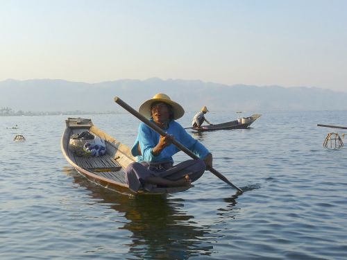 fisherman inle lake burma