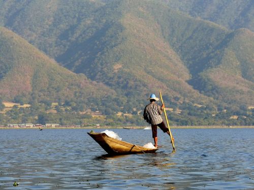 fisherman inle lake burma