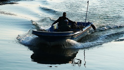 fisherman  gangneung  fishing