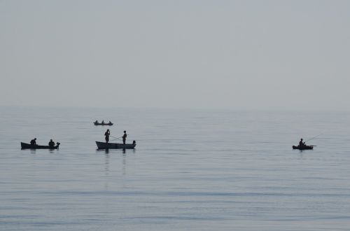 fishermen boats sea