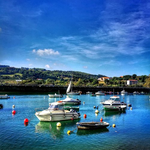 fishing  boats  landscape