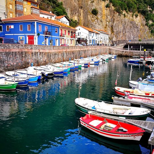 fishing  boats  sea