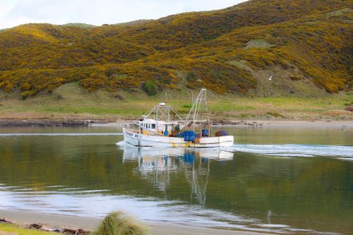 fishing boat boat channel